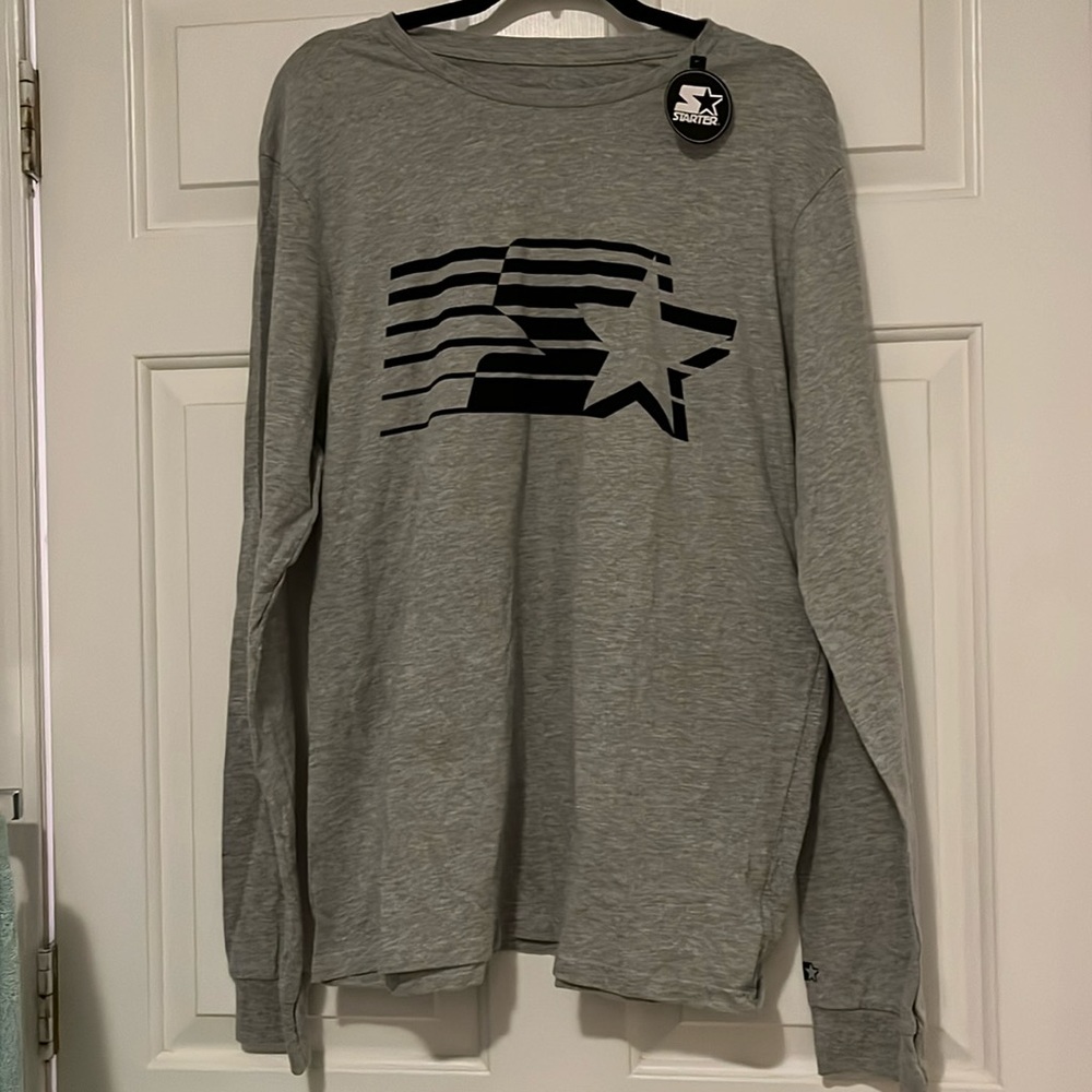 NEW WITH TAGS Starter XL long sleeve tshirt